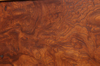 幅898ミリ　腰板の珠杢が美しい木地色の上品な格子戸　F8133　在庫4枚
