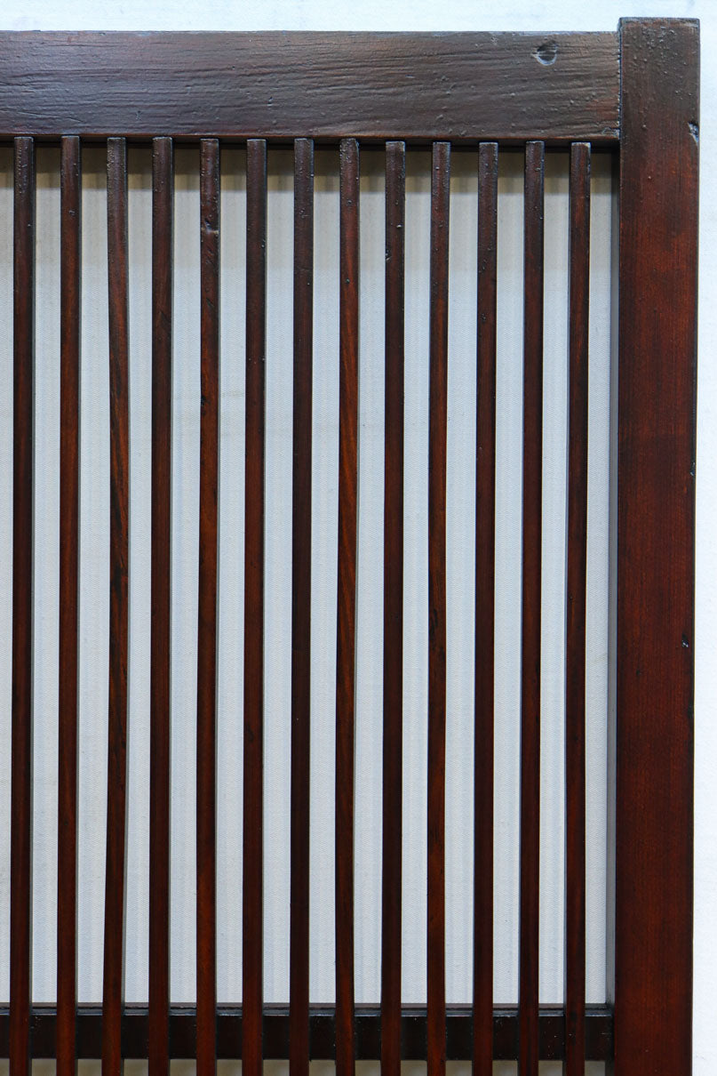 幅670ミリ　スリムサイズ！！深みを増した色彩で落ち着きある全面丸格子戸　F8437　在庫1枚