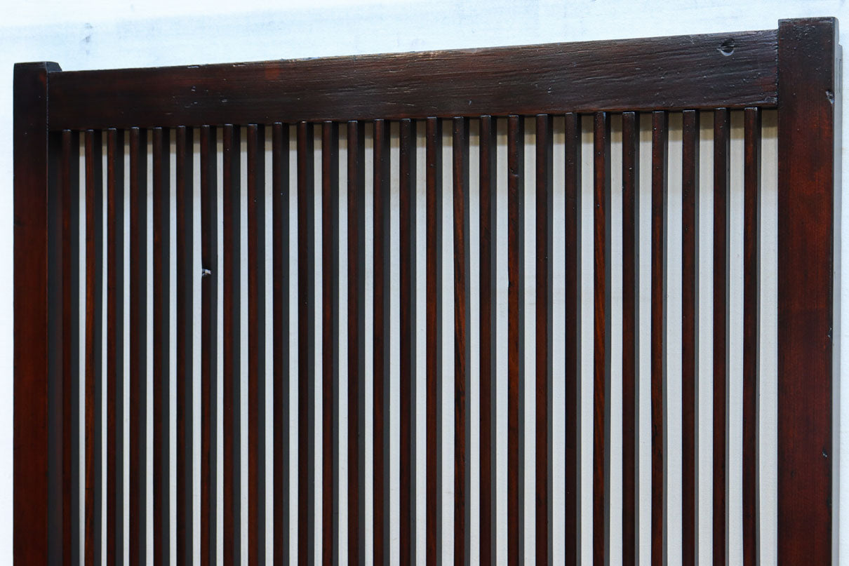 幅670ミリ　スリムサイズ！！深みを増した色彩で落ち着きある全面丸格子戸　F8437　在庫1枚