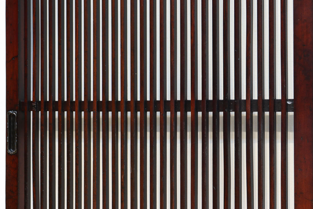 幅670ミリ　スリムサイズ！！深みを増した色彩で落ち着きある全面丸格子戸　F8437　在庫1枚