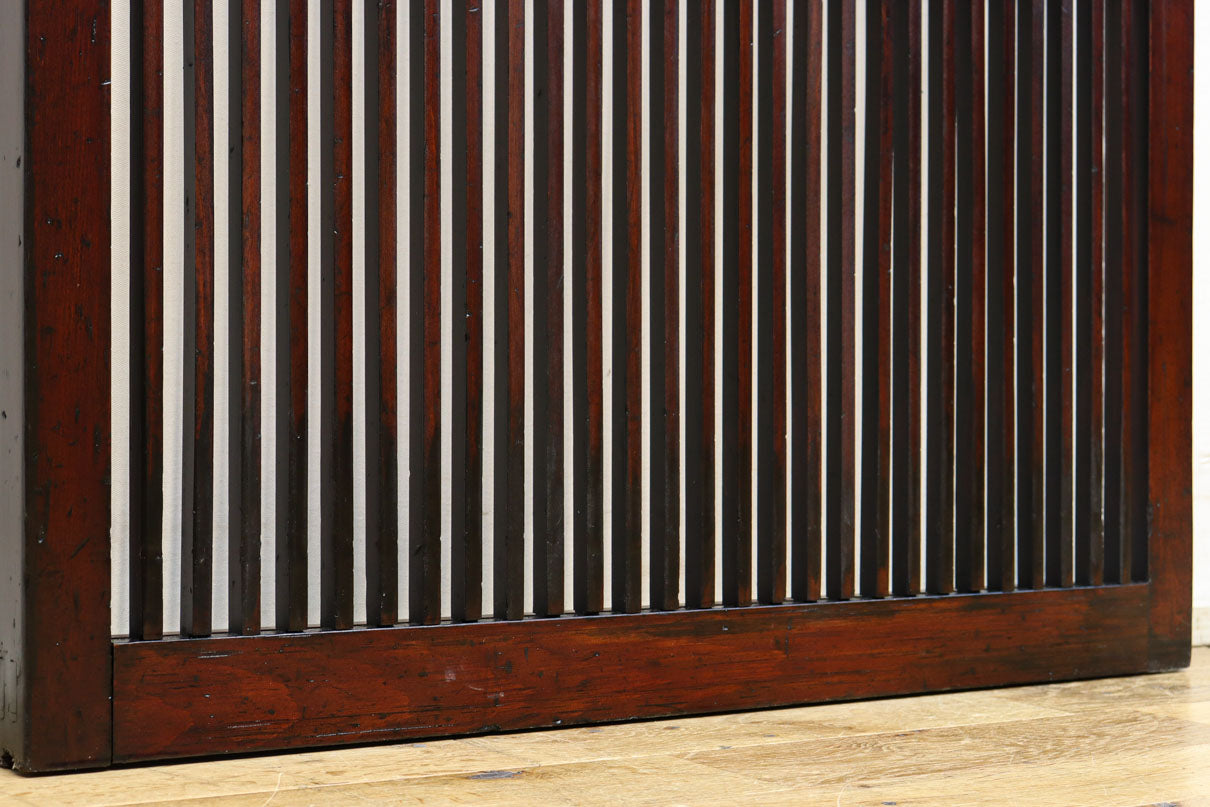 幅670ミリ　スリムサイズ！！深みを増した色彩で落ち着きある全面丸格子戸　F8437　在庫1枚