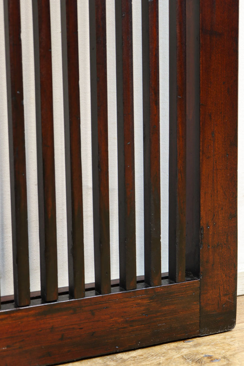 幅670ミリ　スリムサイズ！！深みを増した色彩で落ち着きある全面丸格子戸　F8437　在庫1枚