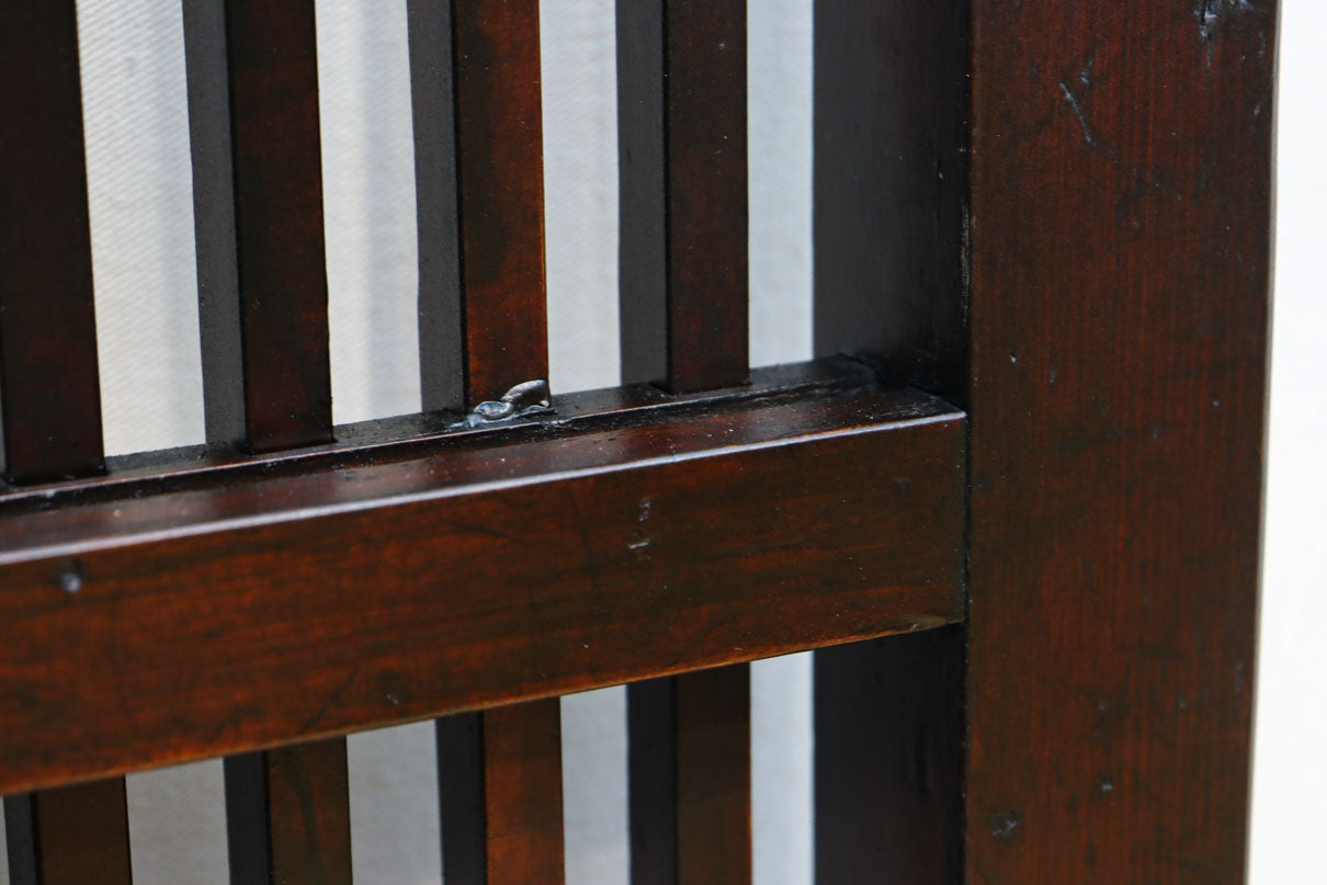 幅670ミリ　スリムサイズ！！深みを増した色彩で落ち着きある全面丸格子戸　F8437　在庫1枚