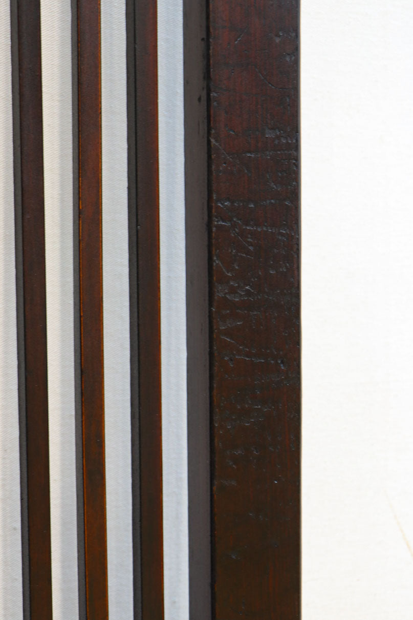 幅670ミリ　スリムサイズ！！深みを増した色彩で落ち着きある全面丸格子戸　F8437　在庫1枚