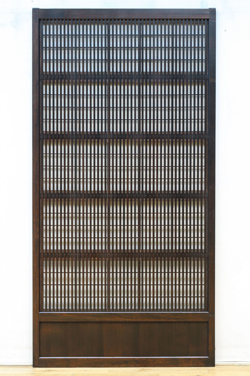 F8438 Lattice door 