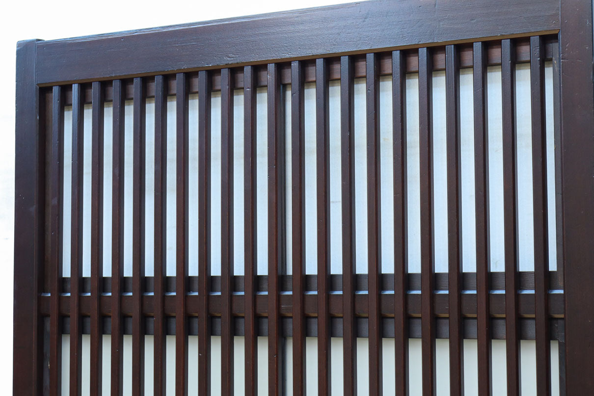 高さ1920ミリ　落ち着いた眺めの2種類ガラス入り背高格子戸　F8440　在庫2枚