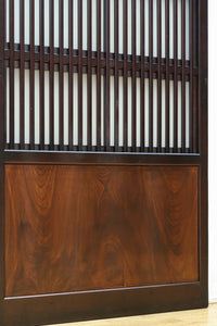 高さ1920ミリ　落ち着いた眺めの2種類ガラス入り背高格子戸　F8440　在庫2枚