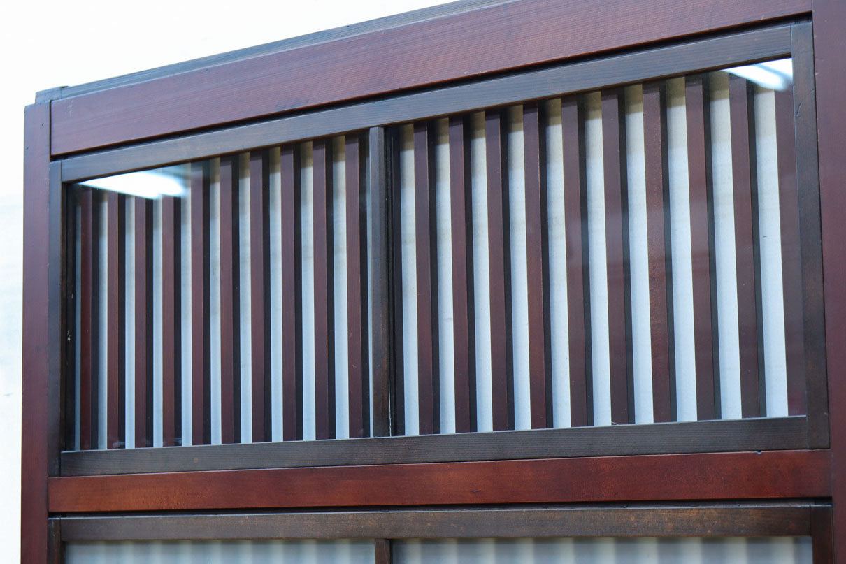 高さ1920ミリ　落ち着いた眺めの2種類ガラス入り背高格子戸　F8440　在庫2枚