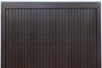 幅896 高さ1823ミリ　重厚感ある作りで落ち着いた佇まいの全面平格子戸　F8442　在庫2枚