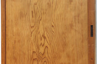 幅850ミリ　明るい木地色に華やかな杢目の杉一枚板戸　F8446　在庫1枚