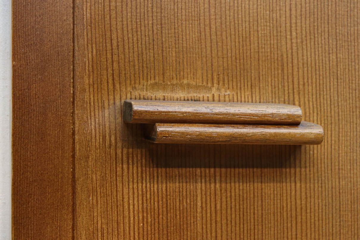 Slim size Glass door F8448