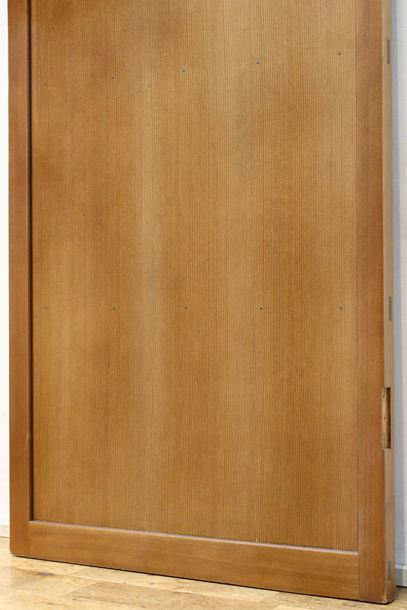 Slim size Glass door F8448