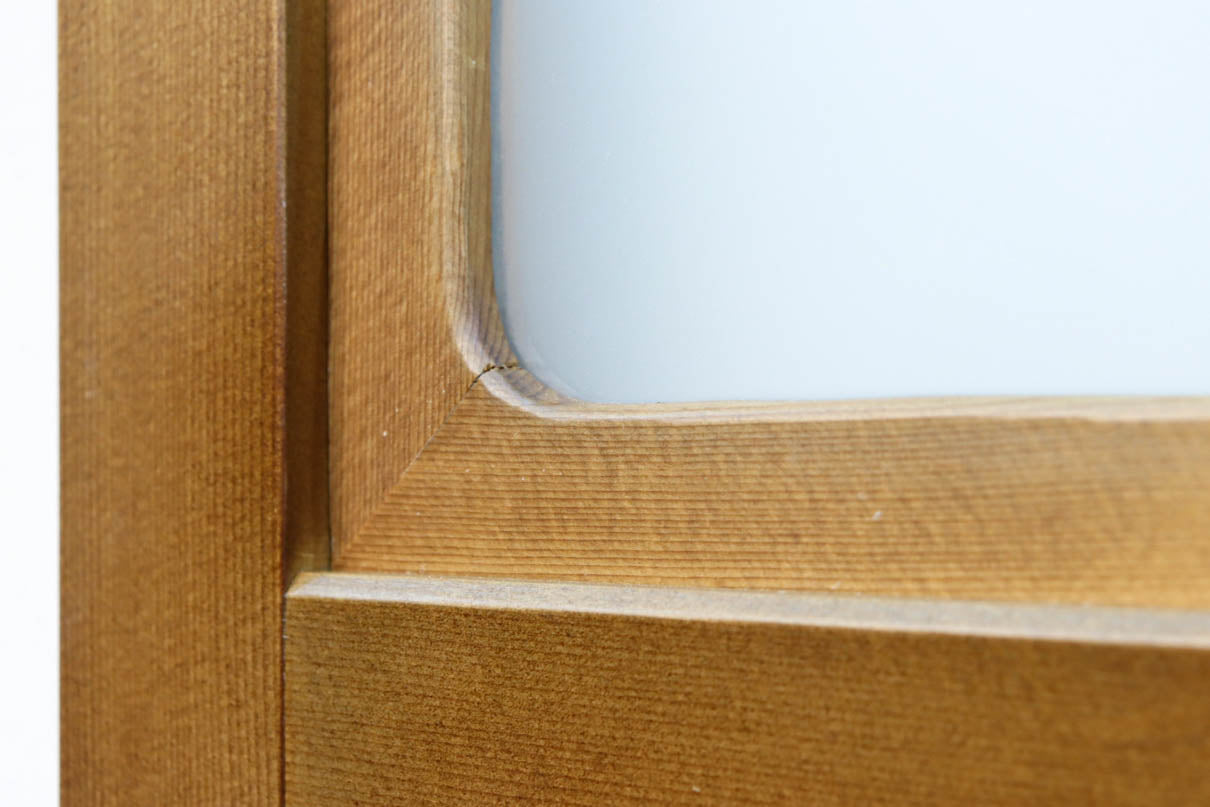 Slim size Glass door F8448