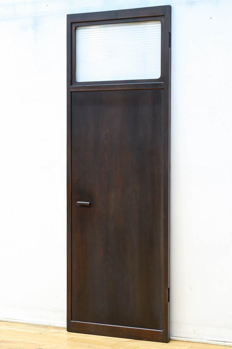 Slim size Glass door F8450