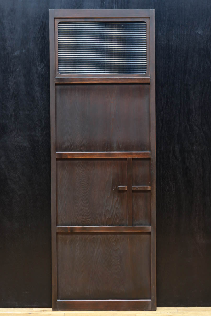 Slim size Glass door F8450