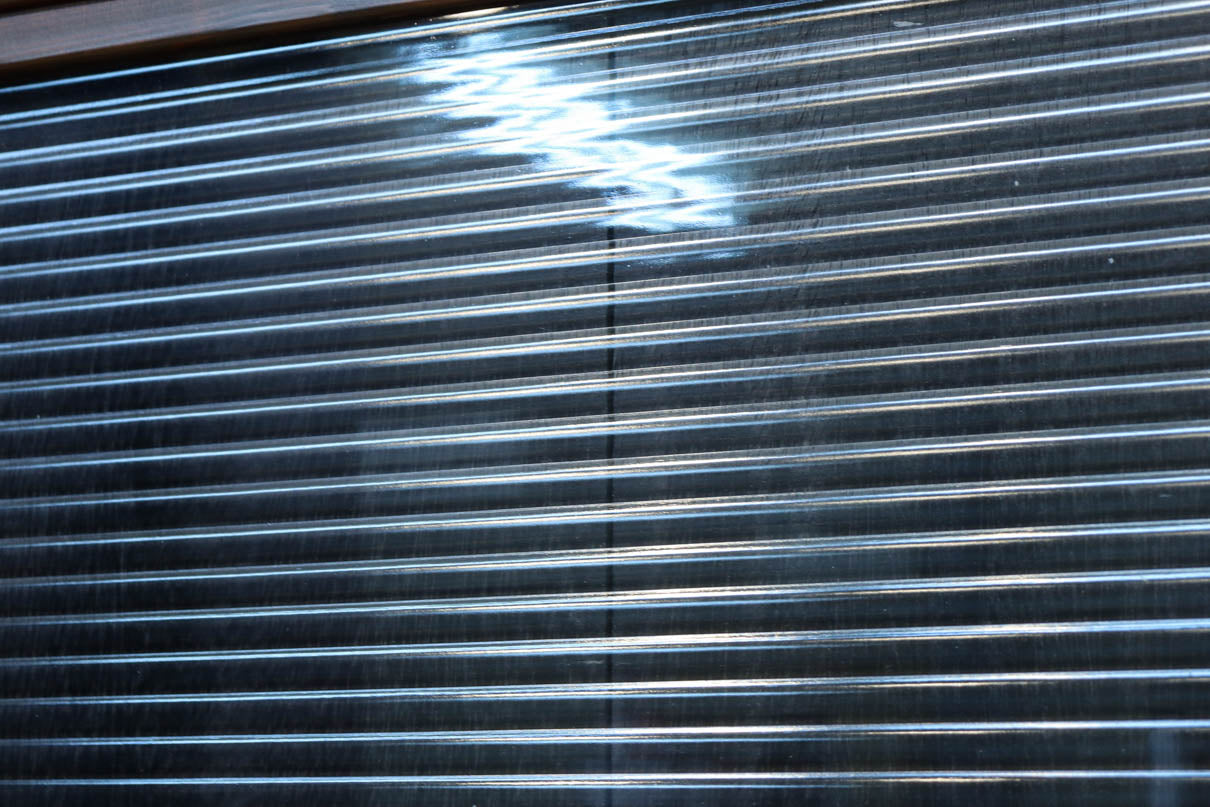 Slim size Glass door F8450