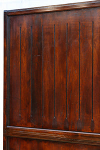 幅848ミリ　稀少デザイン！！溝の装飾を施した格調ある板戸　F8456　在庫2枚