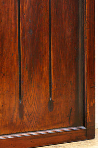 幅848ミリ　稀少デザイン！！溝の装飾を施した格調ある板戸　F8456　在庫2枚