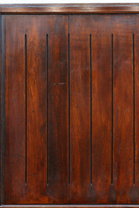 幅848ミリ　稀少デザイン！！溝の装飾を施した格調ある板戸　F8456　在庫2枚