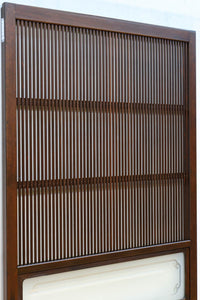 幅898ミリ　繊細な格子作りで和の趣きある大阪格子戸　F8457　在庫2枚