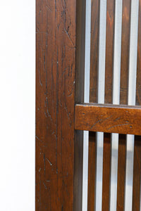 幅898ミリ　繊細な格子作りで和の趣きある大阪格子戸　F8457　在庫2枚