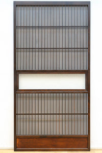 幅897ミリ　横モールガラス窓で煌びやかな面持ちの大阪格子戸　F8458　在庫4枚