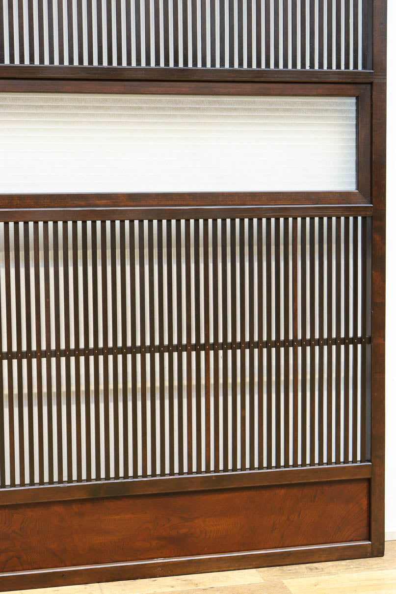 幅897ミリ　横モールガラス窓で煌びやかな面持ちの大阪格子戸　F8458　在庫4枚