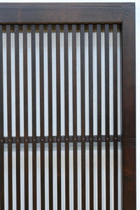 幅897ミリ　横モールガラス窓で煌びやかな面持ちの大阪格子戸　F8458　在庫4枚