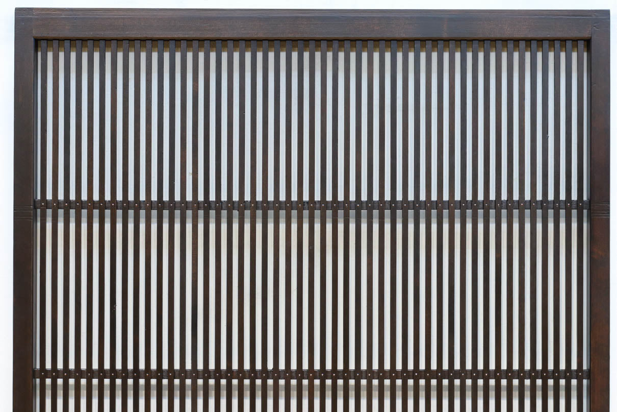 幅897ミリ　横モールガラス窓で煌びやかな面持ちの大阪格子戸　F8458　在庫4枚