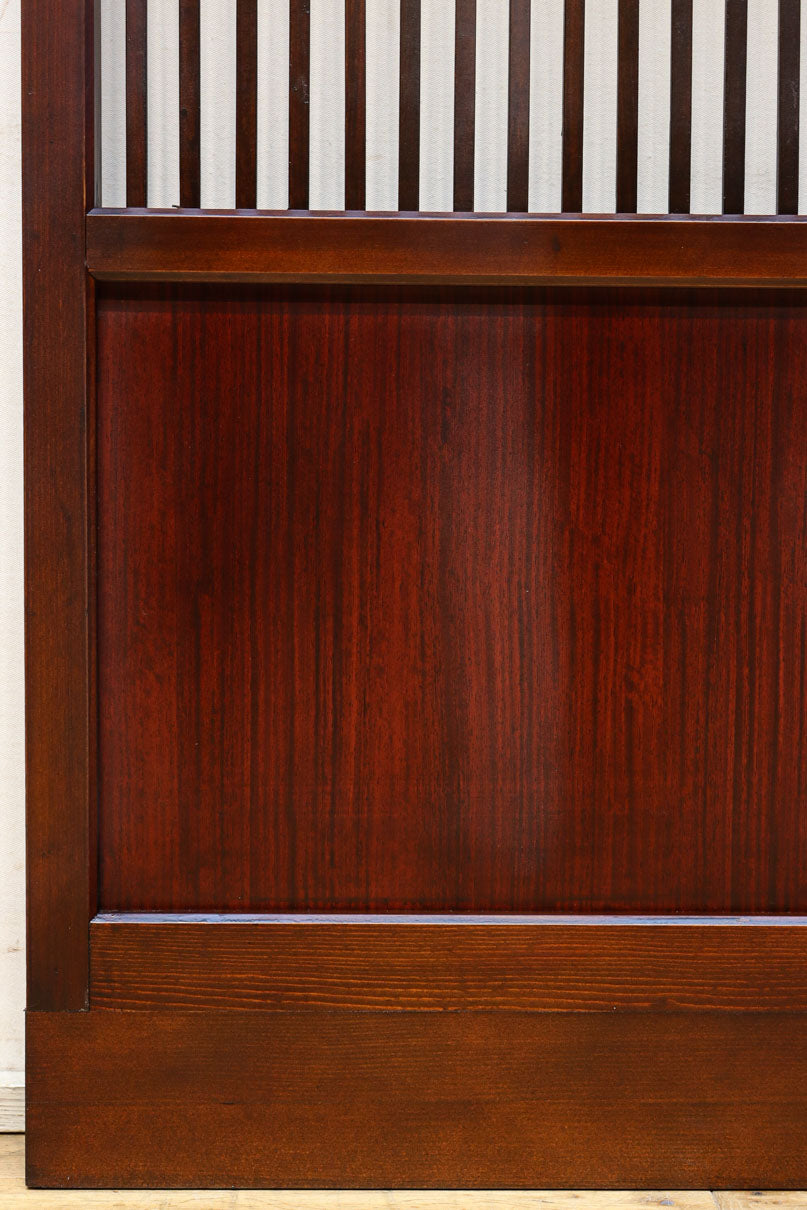 幅862ミリ　繊細な格子が引き立つ華やかな色彩の格子戸　F8464a　在庫2枚