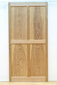 幅877ミリ　素地色の時代を重ねた味わいのある板戸　F8475　在庫3枚