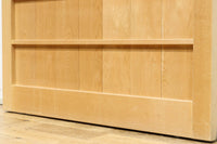 幅887ミリ　凛とした雰囲気の木地色の板戸　F8476　在庫2枚