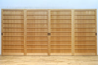 幅887ミリ　凛とした雰囲気の木地色の板戸　F8476　在庫2枚