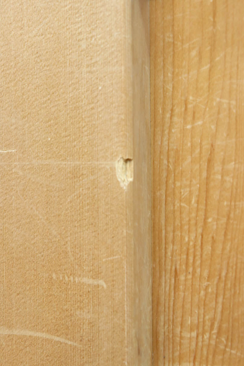 幅887ミリ　凛とした雰囲気の木地色の板戸　F8476　在庫2枚
