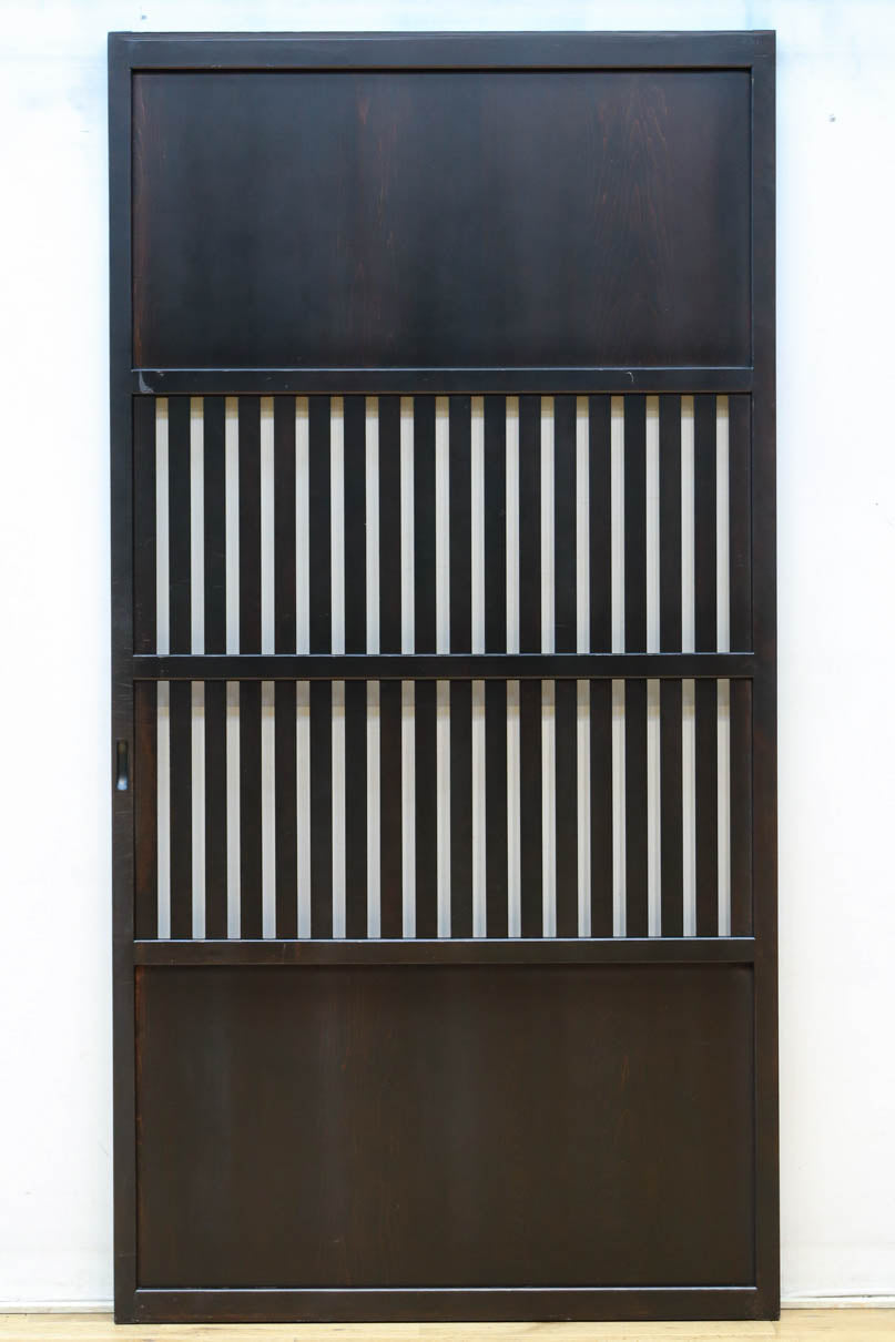 幅915ミリ　風情ある無双づくりの板戸　F8480　在庫1枚