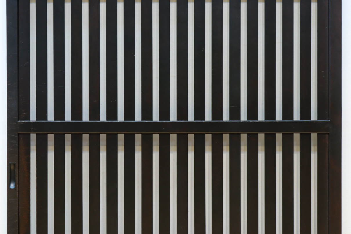 幅915ミリ　風情ある無双づくりの板戸　F8480　在庫1枚