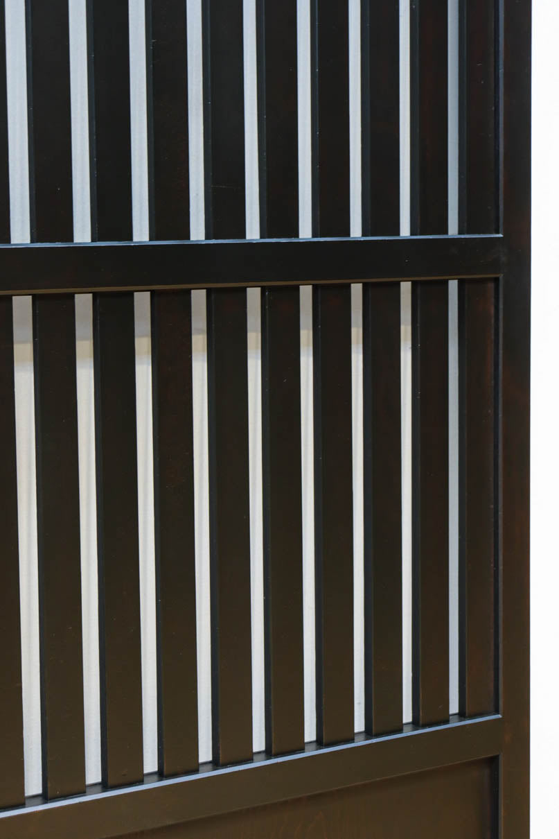 幅915ミリ　風情ある無双づくりの板戸　F8480　在庫1枚