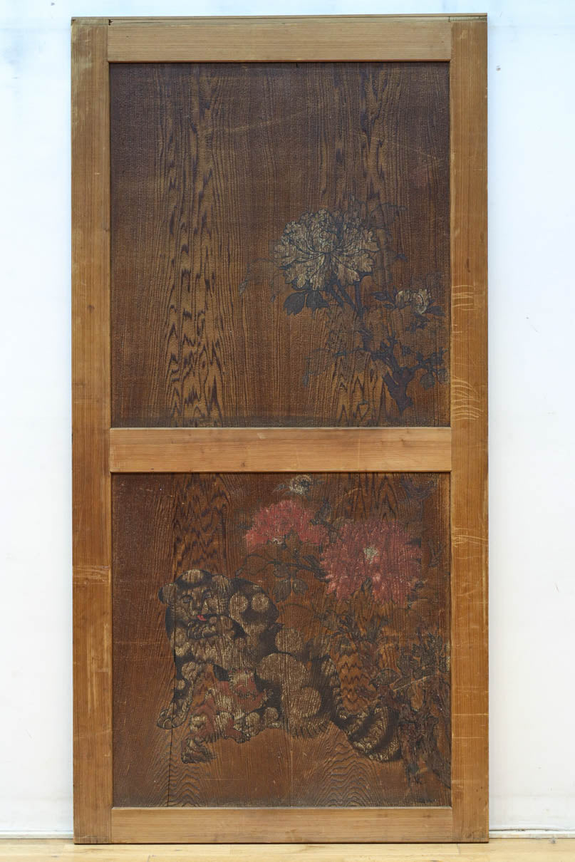 唐獅子の親子に牡丹を添えた歴史を重ねた味わい深い絵戸一組　F8481ab　在庫2枚一組