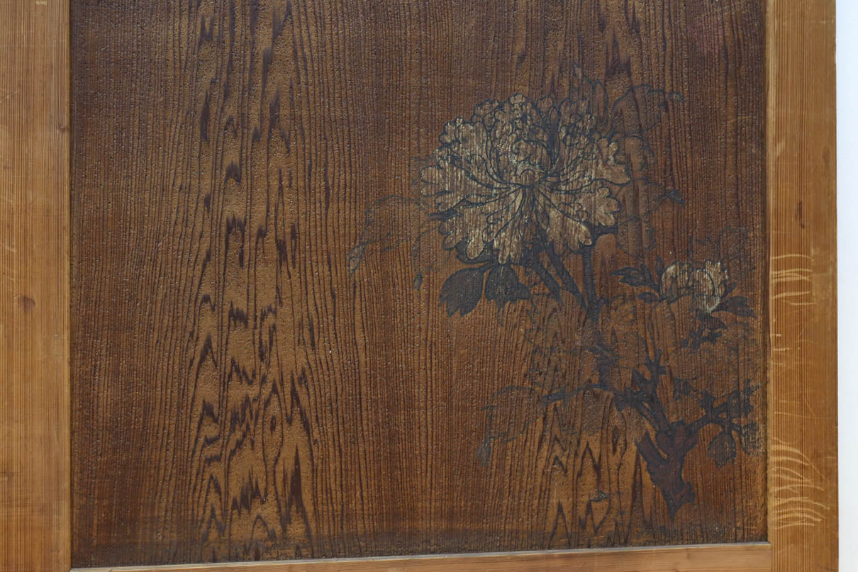 唐獅子の親子に牡丹を添えた歴史を重ねた味わい深い絵戸一組　F8481ab　在庫2枚一組