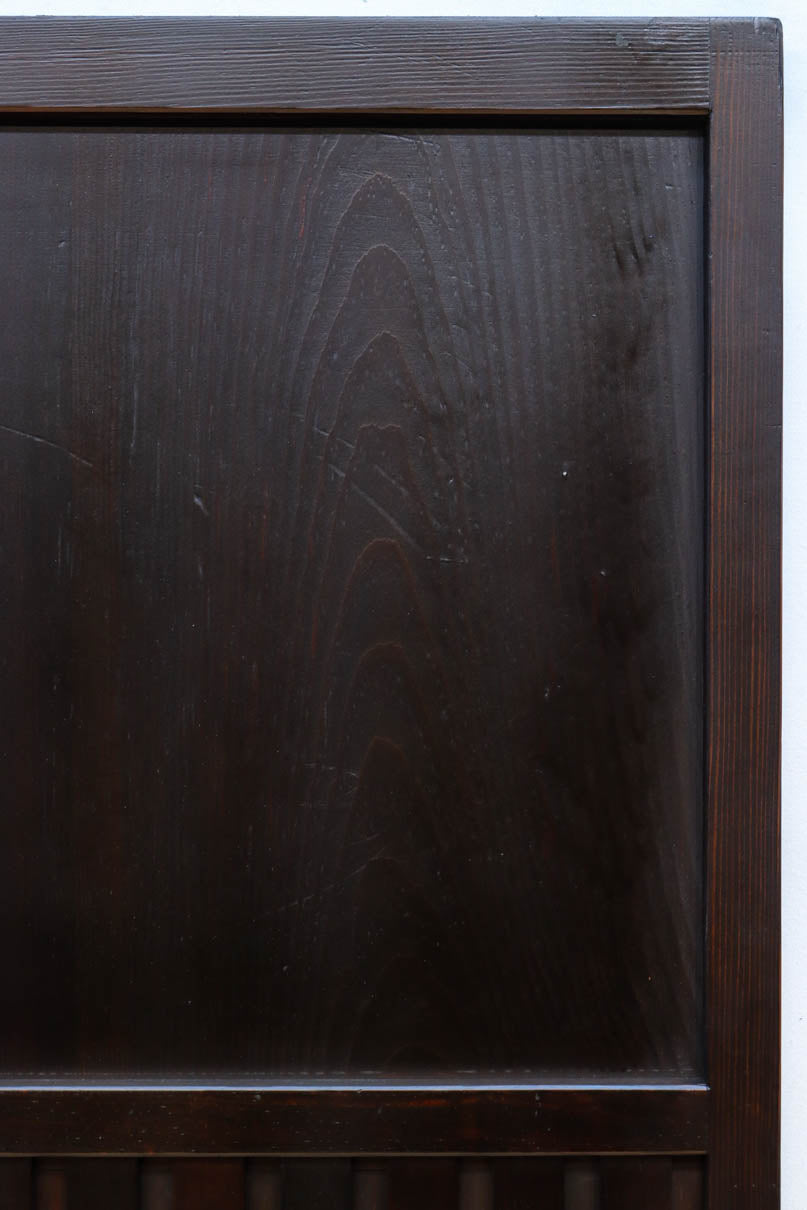 幅924ミリ　深い色合いで落ち着きのある無双板戸　F8497　在庫2枚