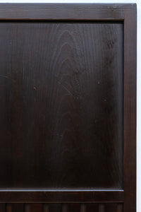 幅924ミリ　深い色合いで落ち着きのある無双板戸　F8497　在庫2枚