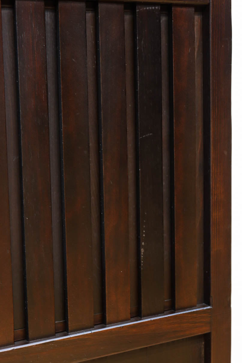 幅924ミリ　深い色合いで落ち着きのある無双板戸　F8497　在庫2枚