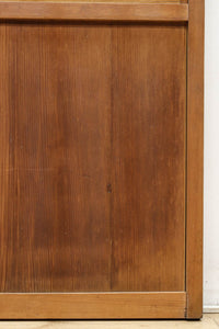 幅922ミリ　繊細な格子が見事な上品な佇まいの透かし板戸　F8502　在庫2枚