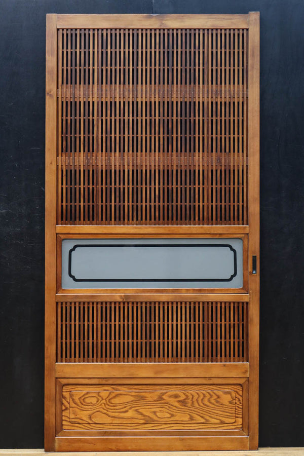 幅863ミリ 勢いのある杢目の腰板が見事な上質な大阪格子戸　F8506　在庫2枚