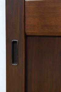 幅911ミリ　ゆったりと流れる杢目で上品な眺めの板戸　F8509　在庫2枚