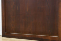 幅911ミリ　ゆったりと流れる杢目で上品な眺めの板戸　F8509　在庫2枚