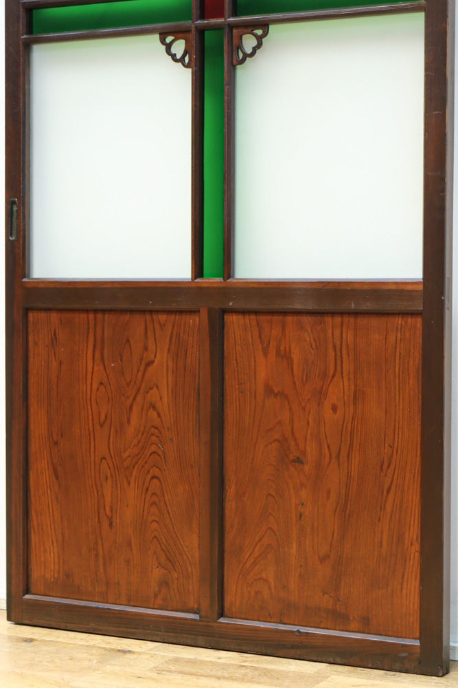 幅817ミリ　グリーンカラーの大きな十字枠が目を引くガラス戸　F8523　在庫1枚