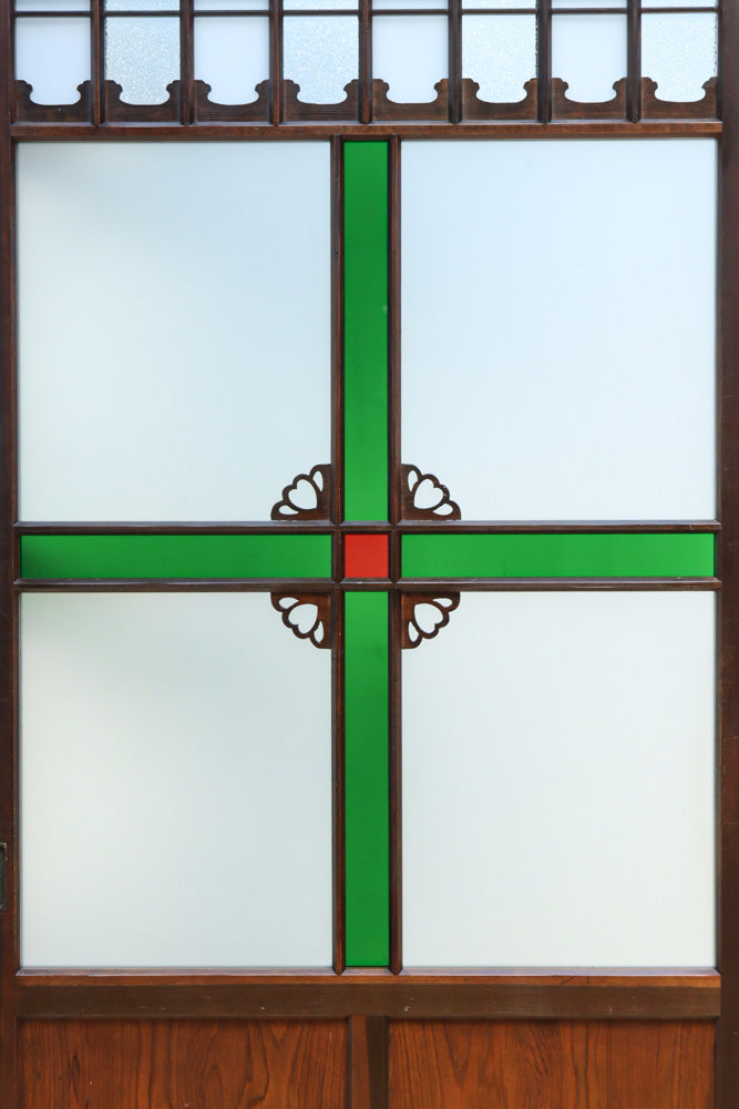 幅817ミリ　グリーンカラーの大きな十字枠が目を引くガラス戸　F8523　在庫1枚