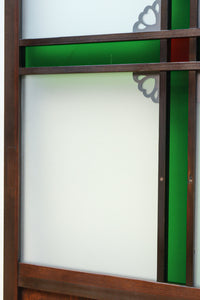 幅817ミリ　グリーンカラーの大きな十字枠が目を引くガラス戸　F8523　在庫1枚