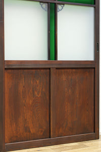 幅817ミリ　グリーンカラーの大きな十字枠が目を引くガラス戸　F8523　在庫1枚